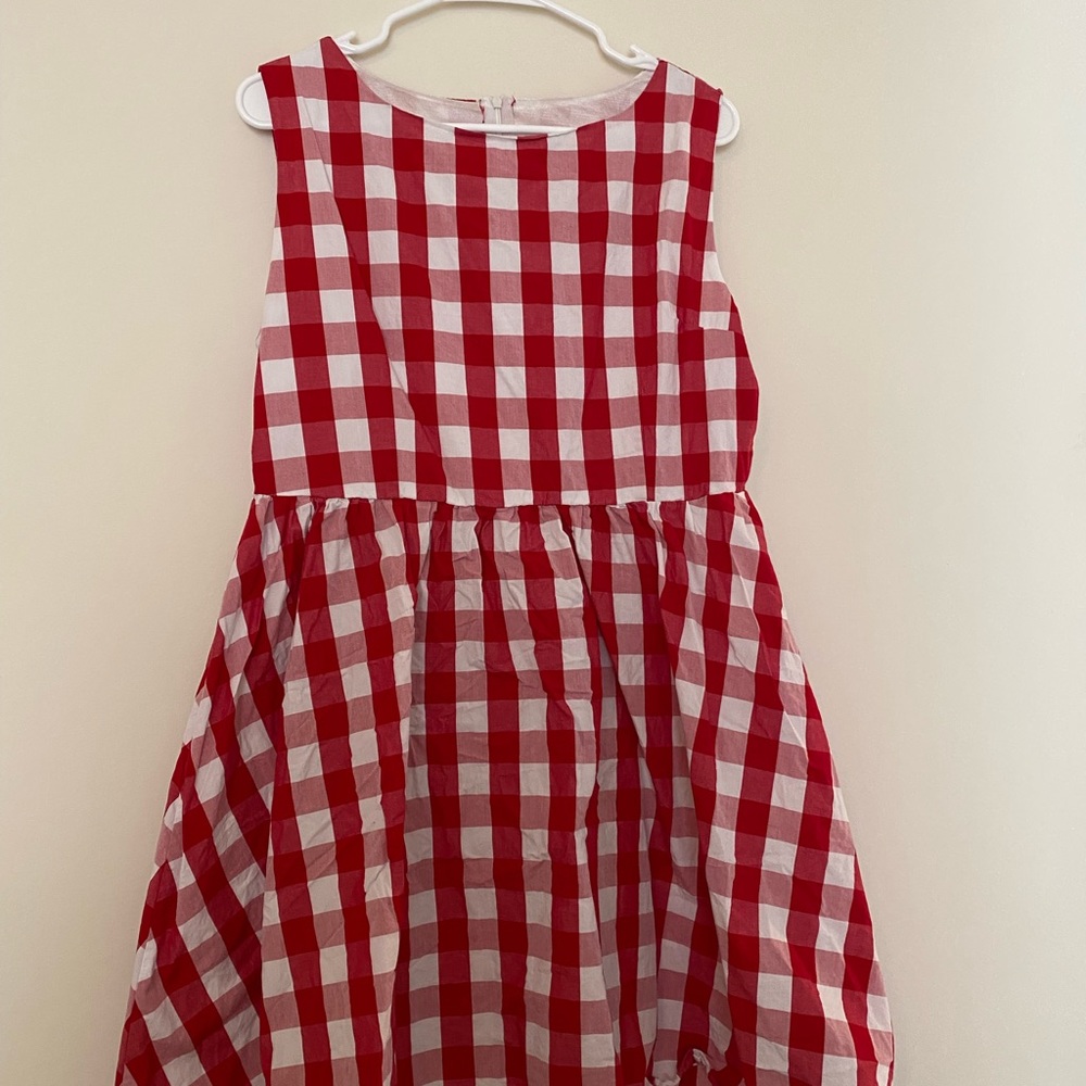 Checkered red white dress